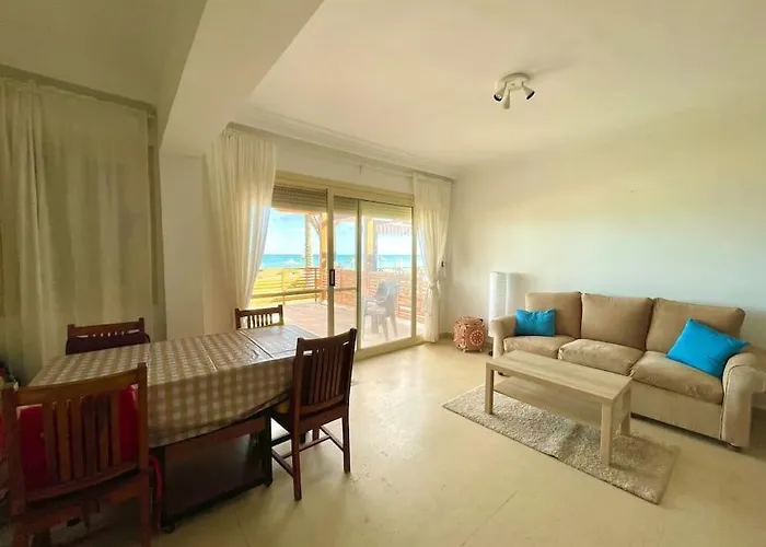 Tatil Evi Breathtaking Luxury & Spacious Family 2-bed 1st Row Seaview At Stella Seaview Sokhna - Families Only Ain Sukhna