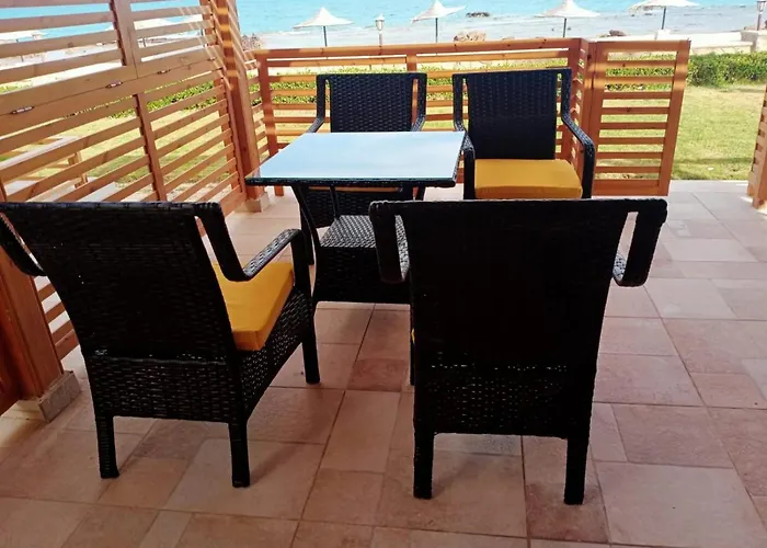 Tatil Evi Breathtaking Luxury & Spacious Family 2-bed 1st Row Seaview At Stella Seaview Sokhna - Families Only
