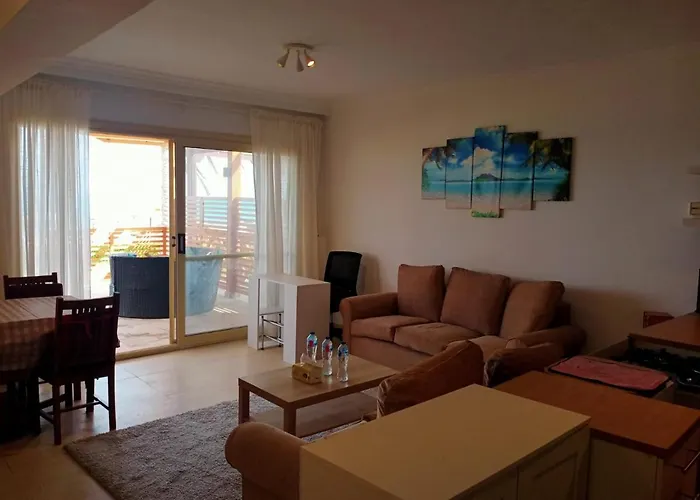 Breathtaking Luxury & Spacious Family 2-bed 1st Row Seaview At Stella Seaview Sokhna - Families Only Айн-Сохна