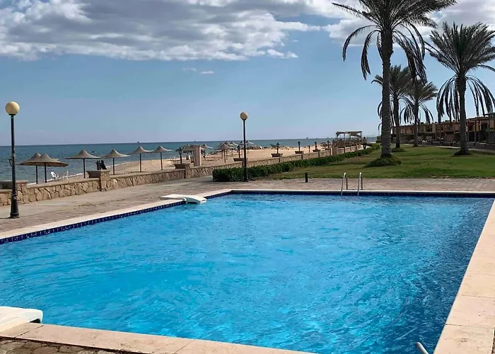 Breathtaking Luxury & Spacious Family 2-bed 1st Row Seaview At Stella Seaview Sokhna - Families Only Tatil Evi *