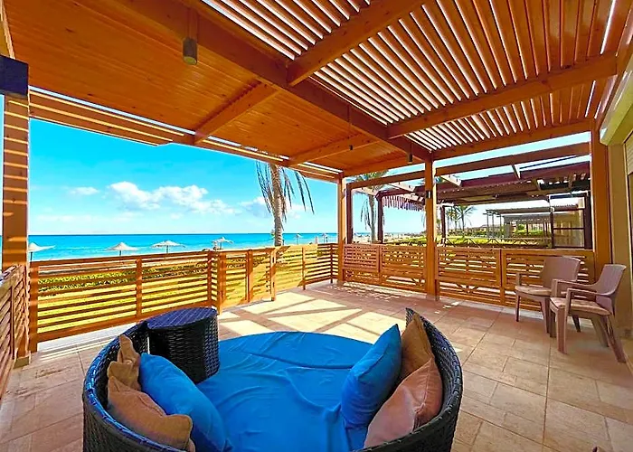 Tatil Evi Breathtaking Luxury & Spacious Family 2-bed 1st Row Seaview At Stella Seaview Sokhna - Families Only